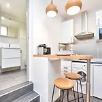 Luxury Residence Beauregard In The Heart Of Paris